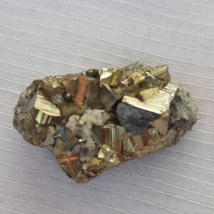 Pyriet met Calciet
