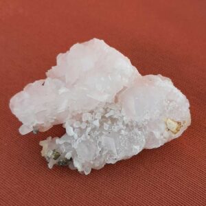 Calciet met mangano calciet