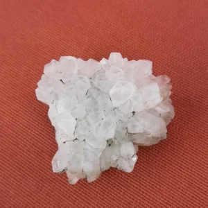 Calciet met chloriet