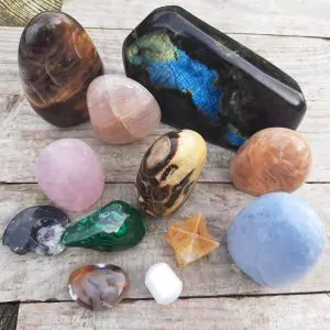 Mineralen en edelstenen gepolijst