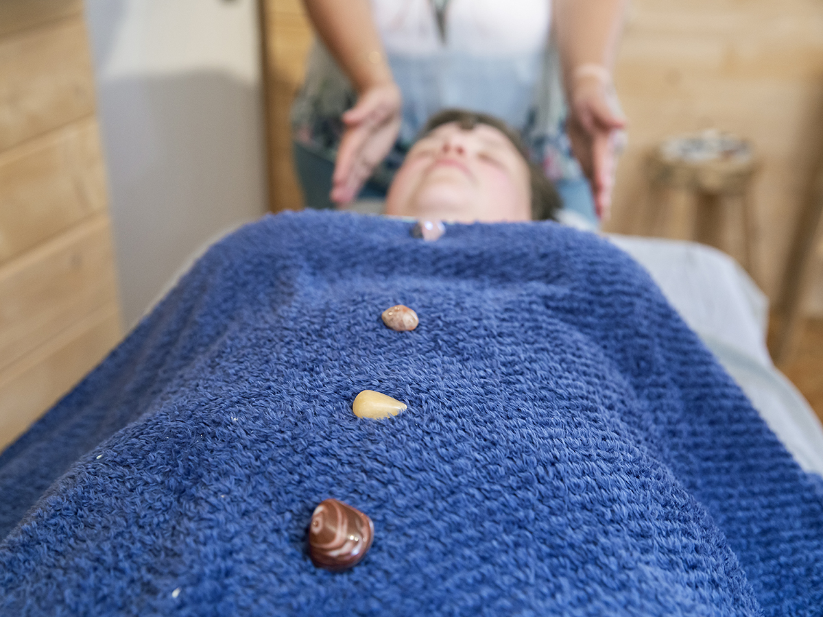 More than Stones - Edelsteenhealing 1